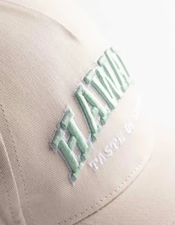 Basecap - Stickereien - hellgrau