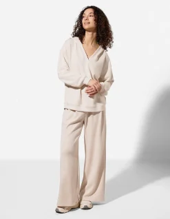 Hoodie - V-Ausschnitt - beige