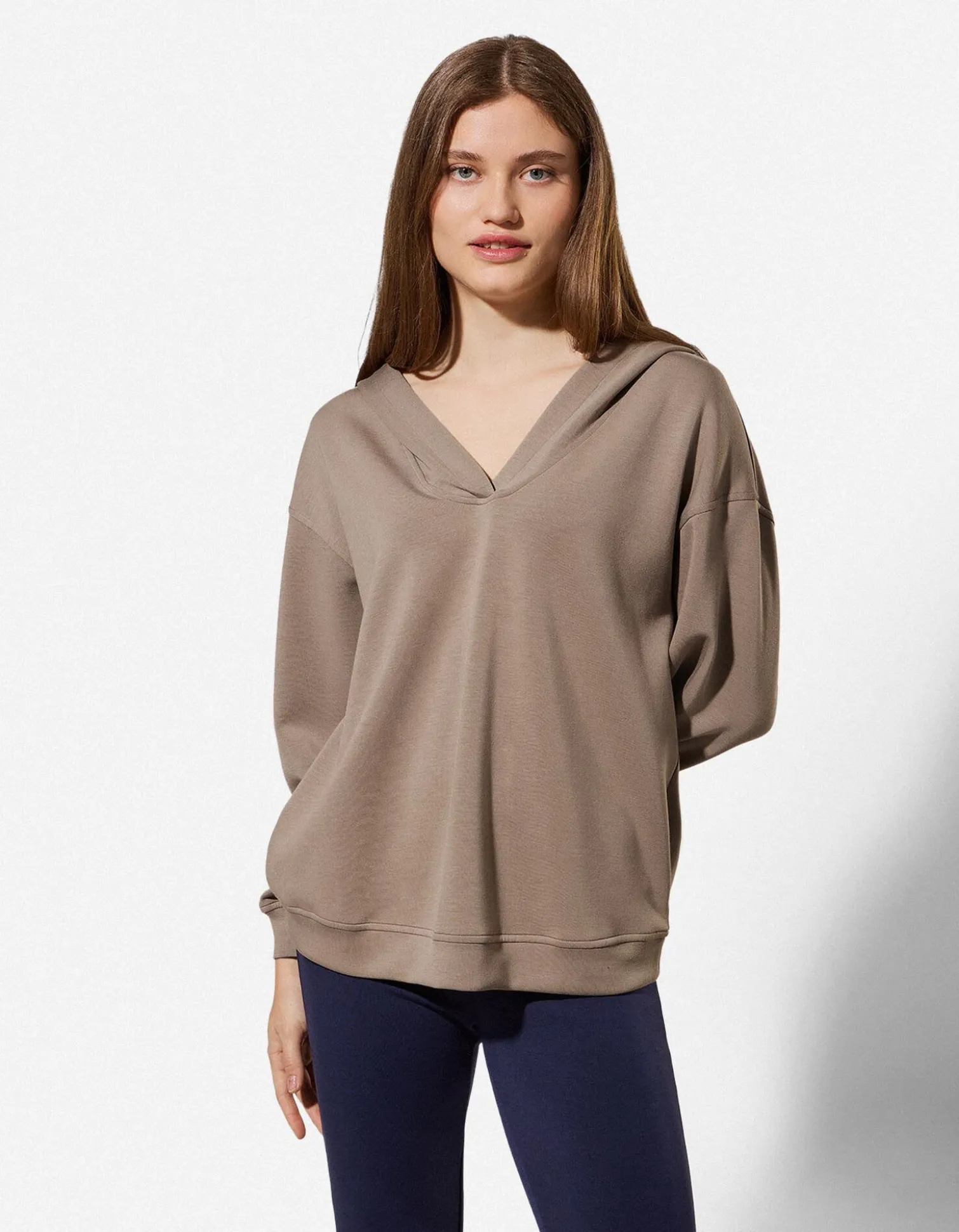 Hoodie - V-Ausschnitt - dunkelbeige