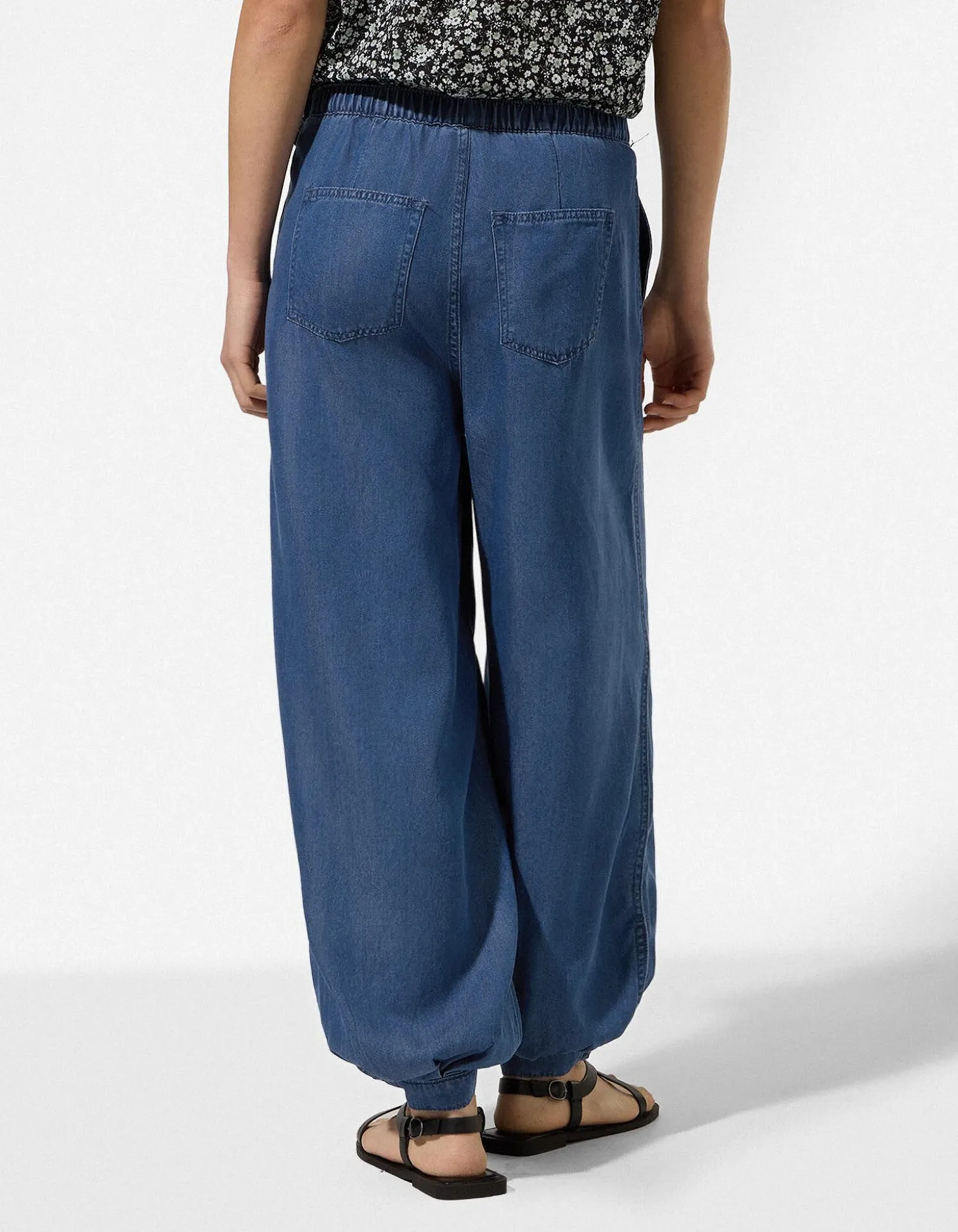 Jeans - Balloon Fit - hellblau