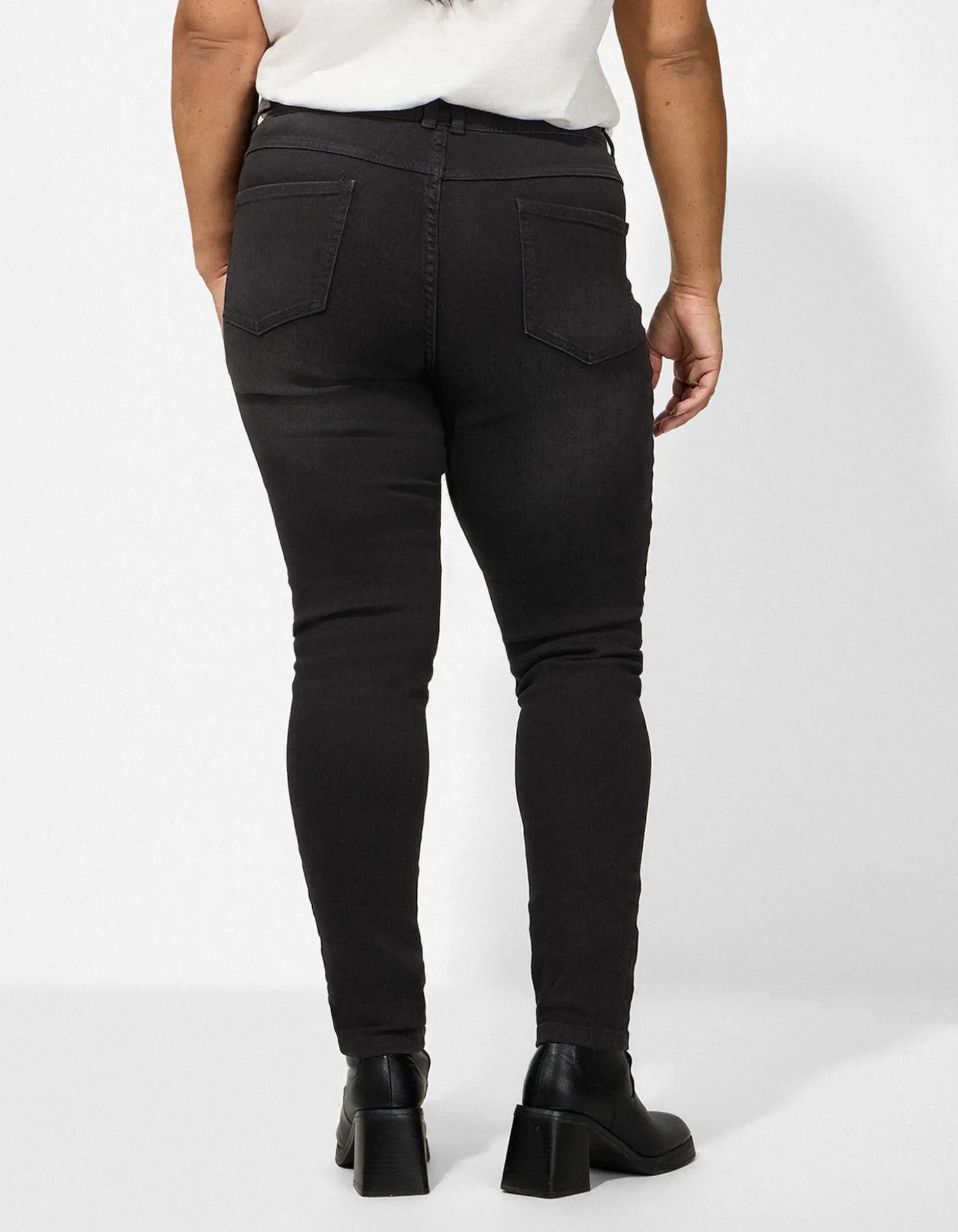Jeggings - Gürtelschlaufen - schwarz
