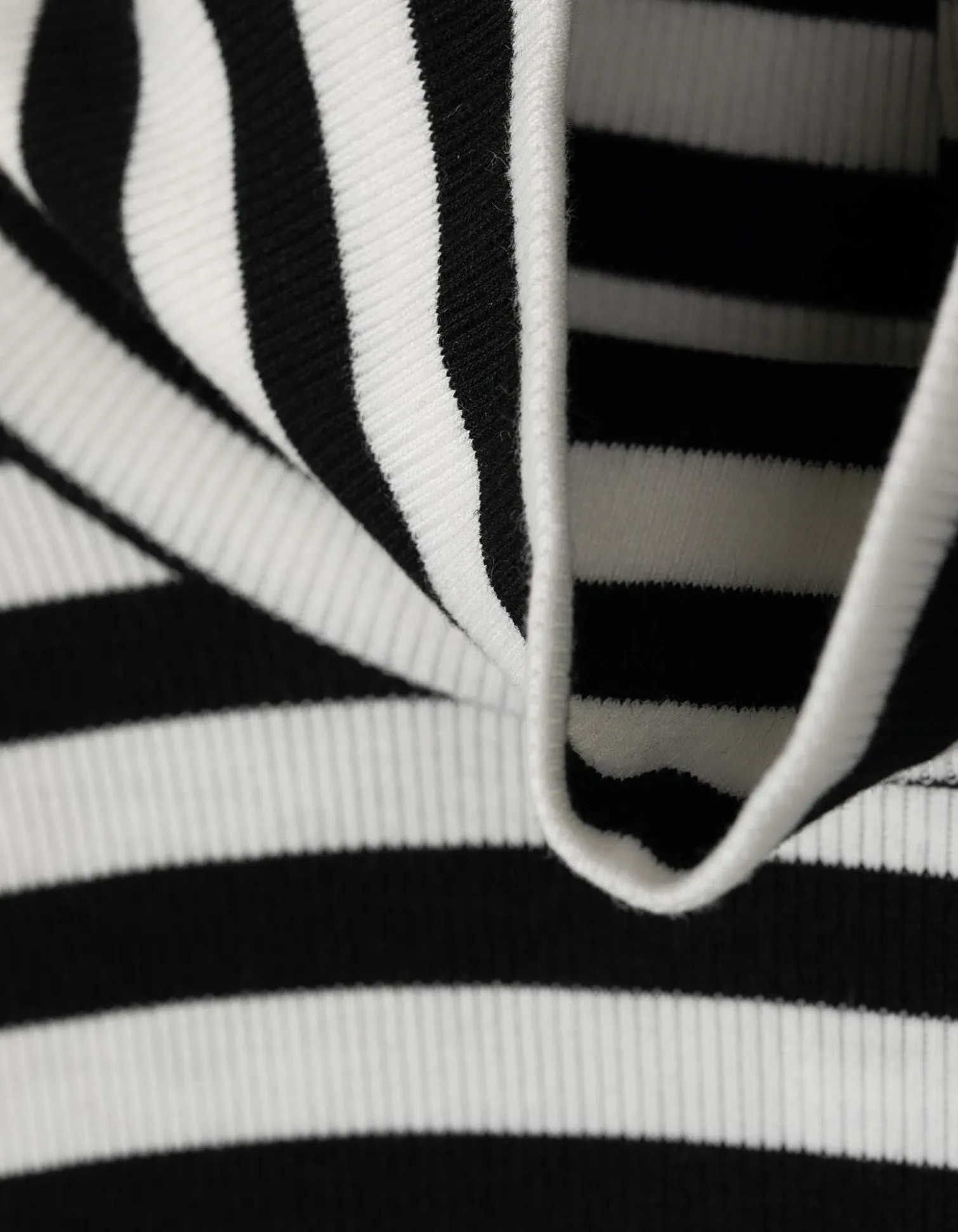 Langarmshirt - Rollkragen - weiß