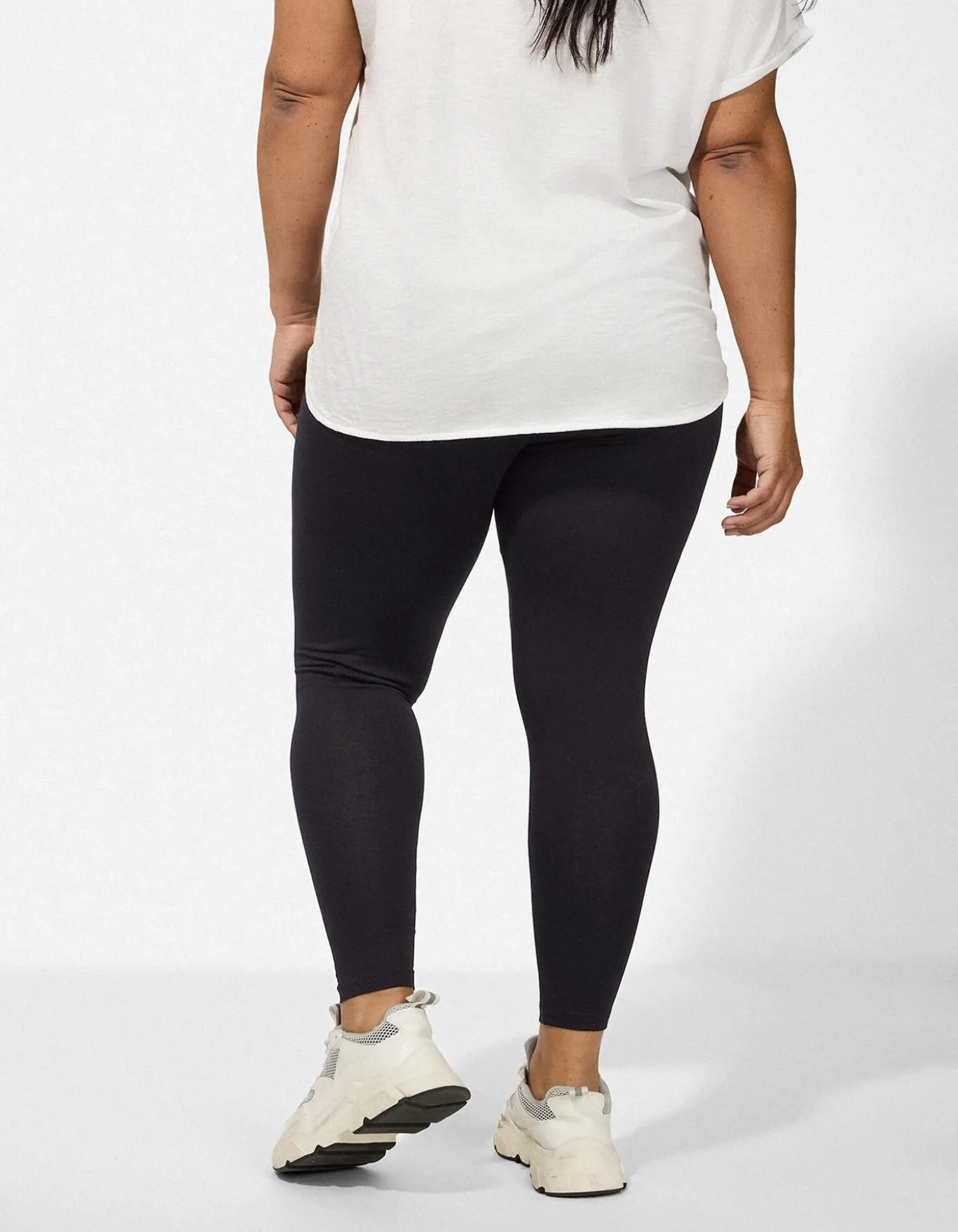 Leggings - Elastischer Bund - schwarz