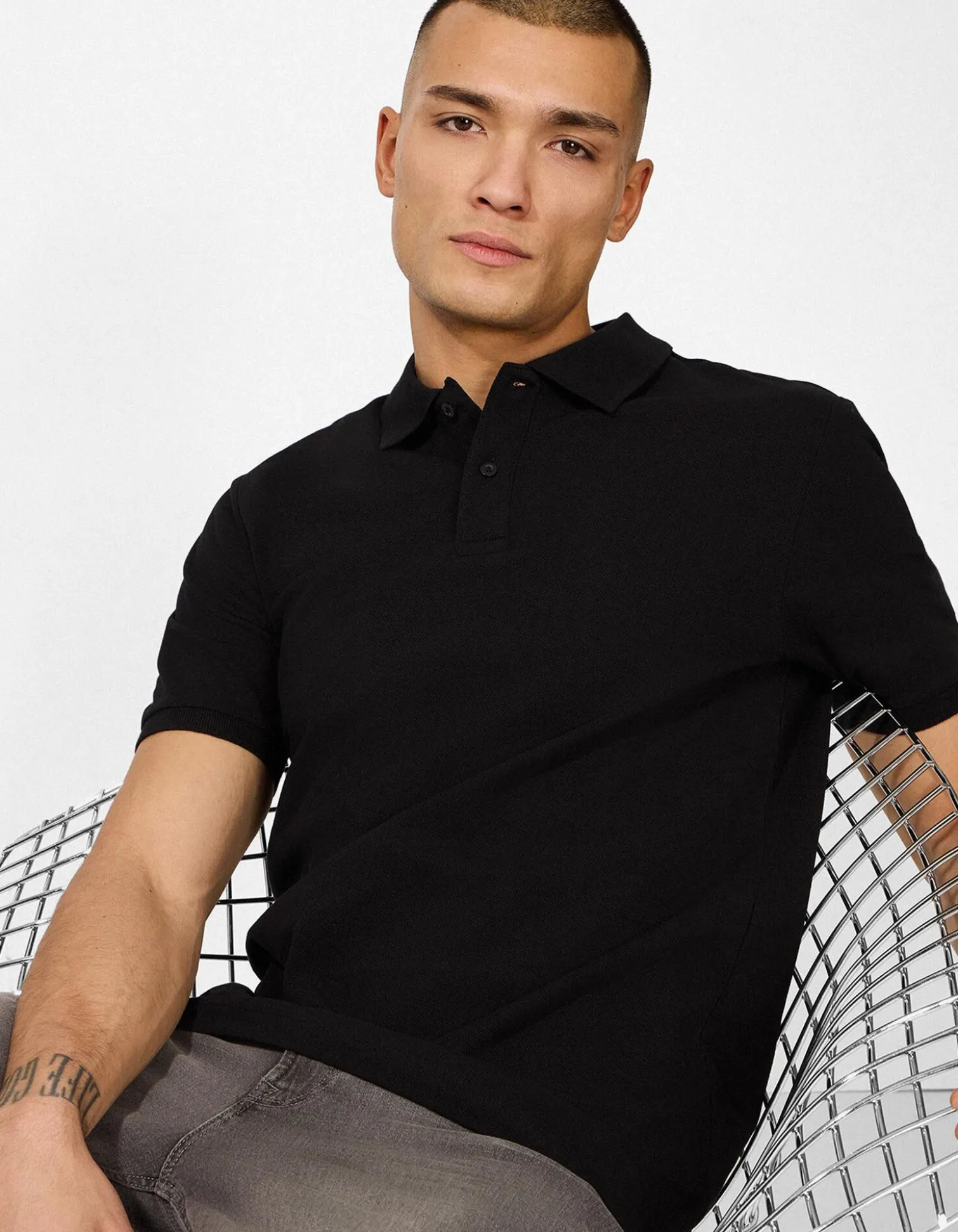 Poloshirt - einfarbig - schwarz