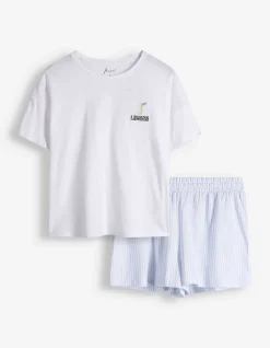 Pyjama Set aus Shirt und Shorts - Mustermix - weiß