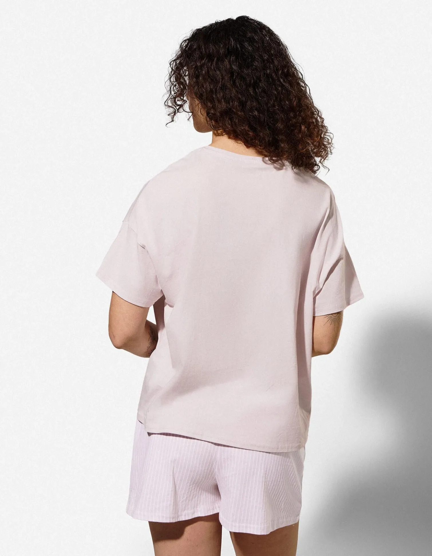 Pyjama Set aus Shirt und Shorts - Mustermix - Pink