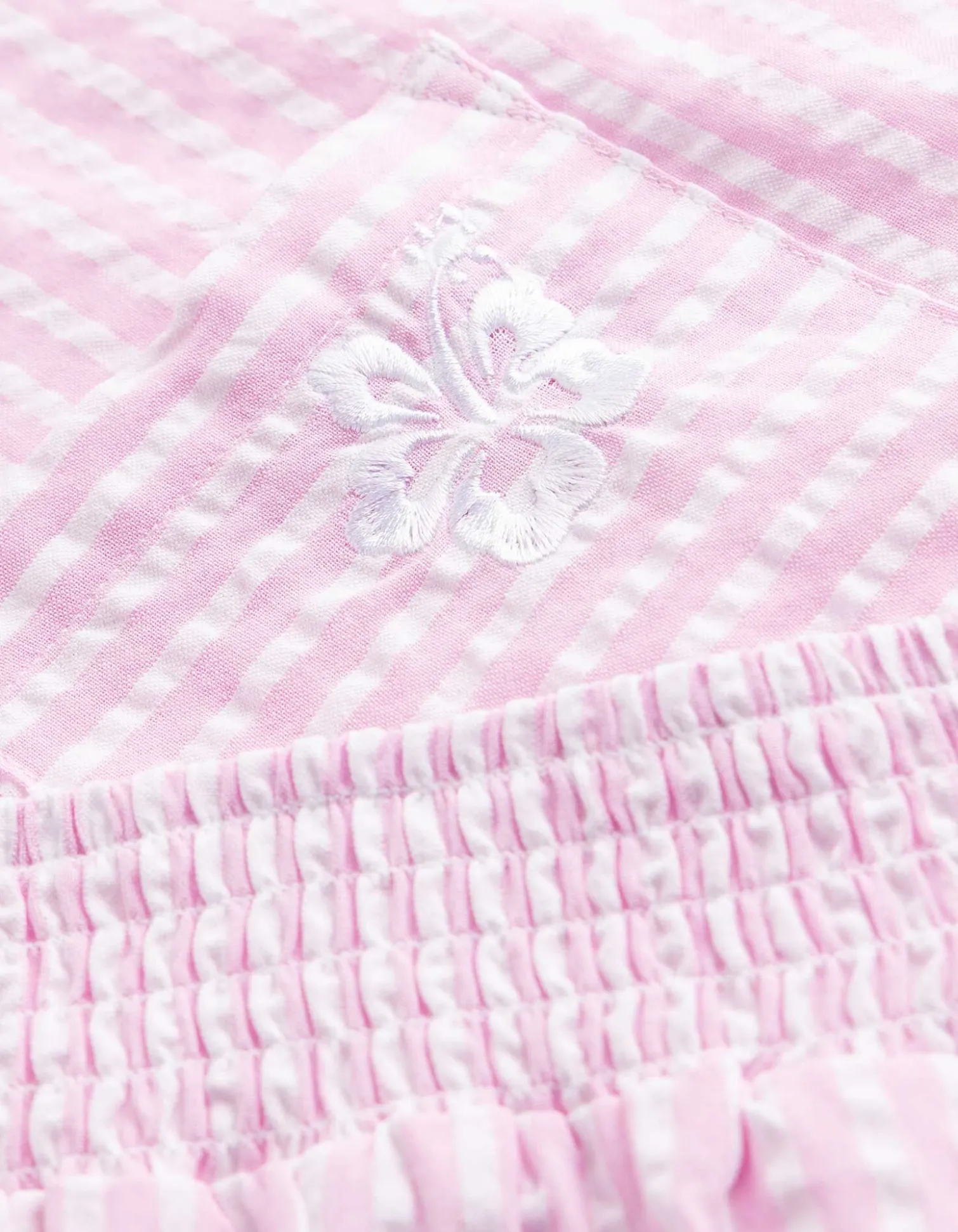 Set aus T-Shirt und Shorts - Stickereien - pink