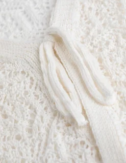 Strickjacke - Schnürung - weiß