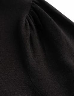 Strickkleid - Kurze Ärmel - schwarz