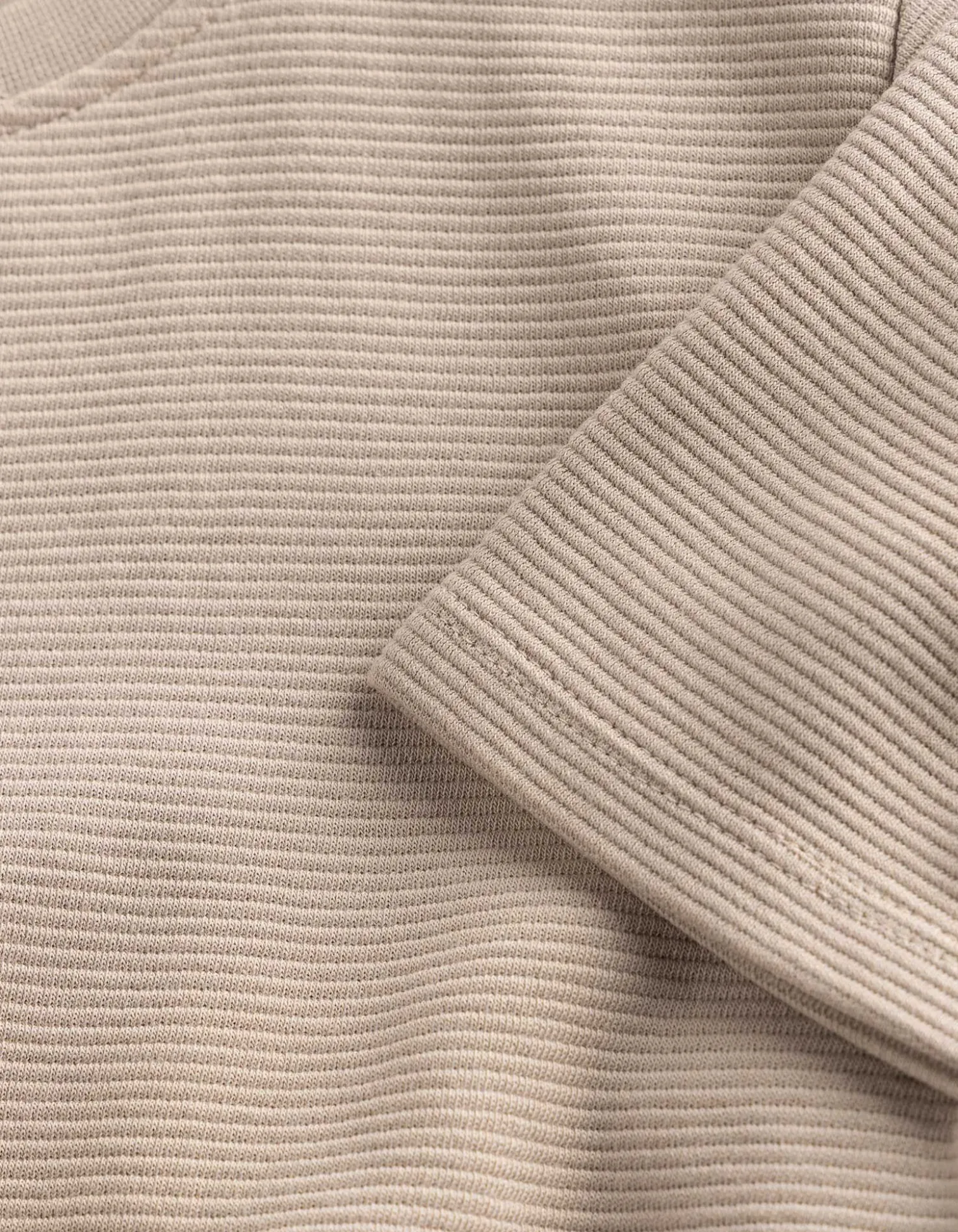T-Shirt - Rundhals-Ausschnitt - beige