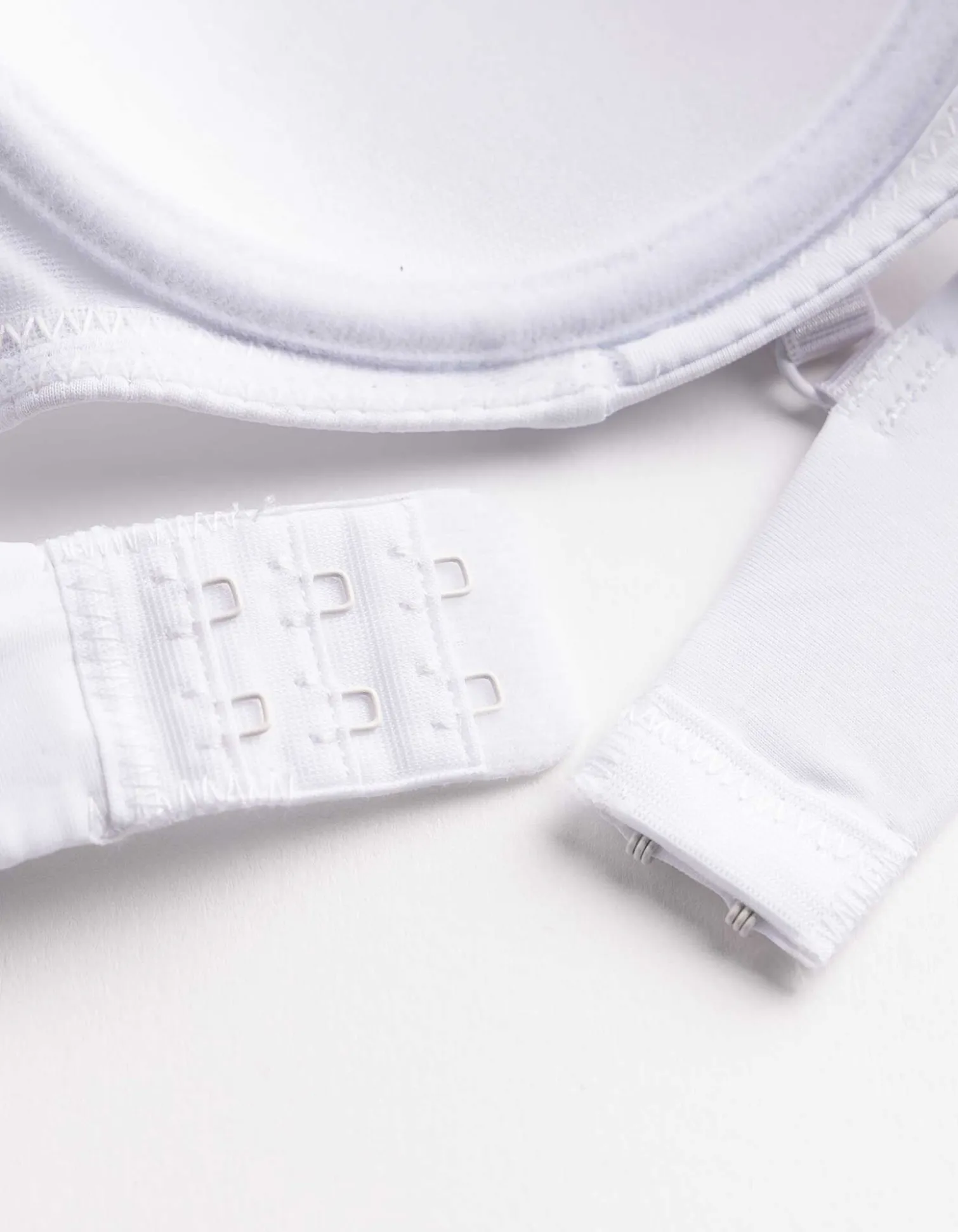 T-Shirt-BH - Wattierte Cups - weiß