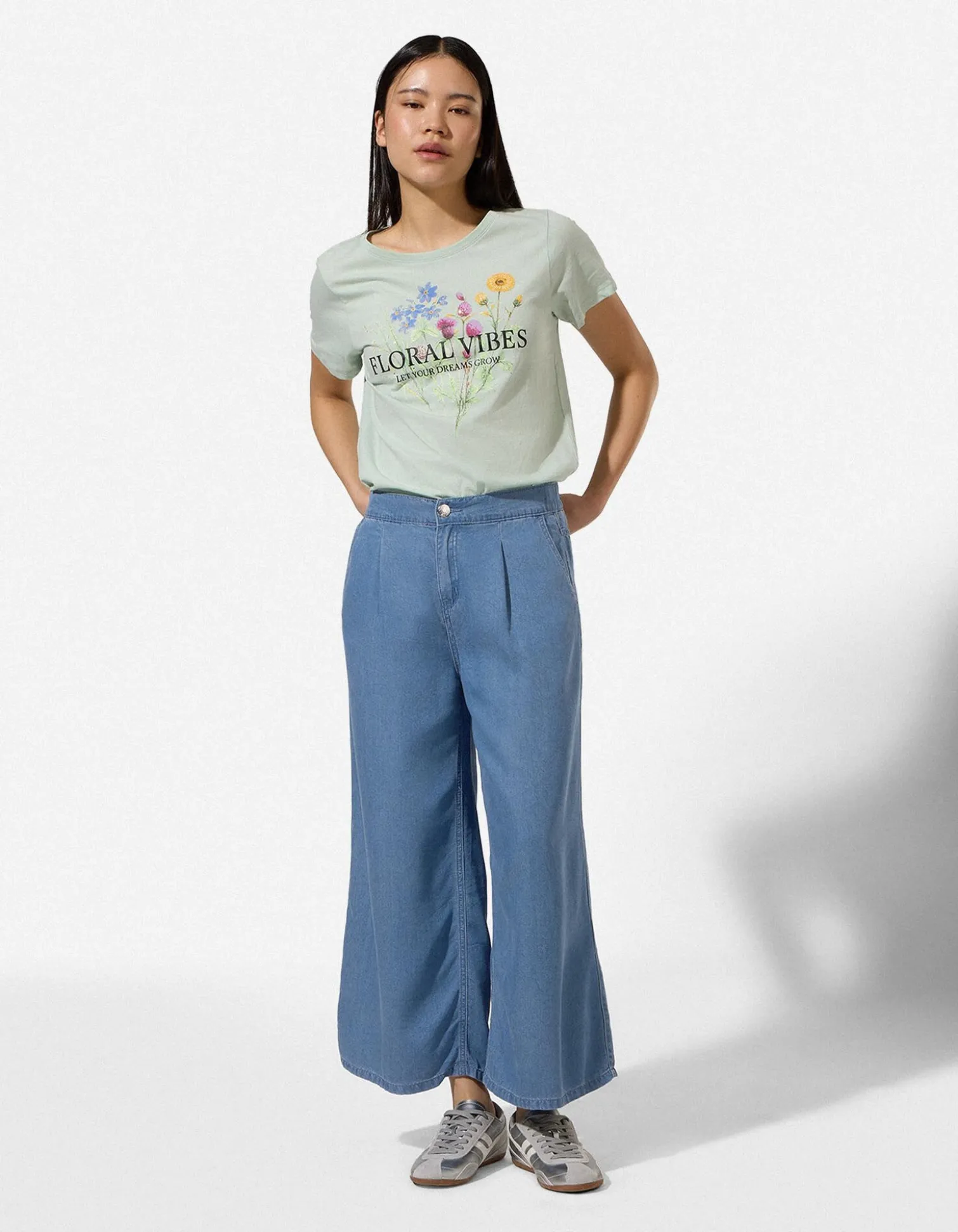 Wide Fit - hellblau
