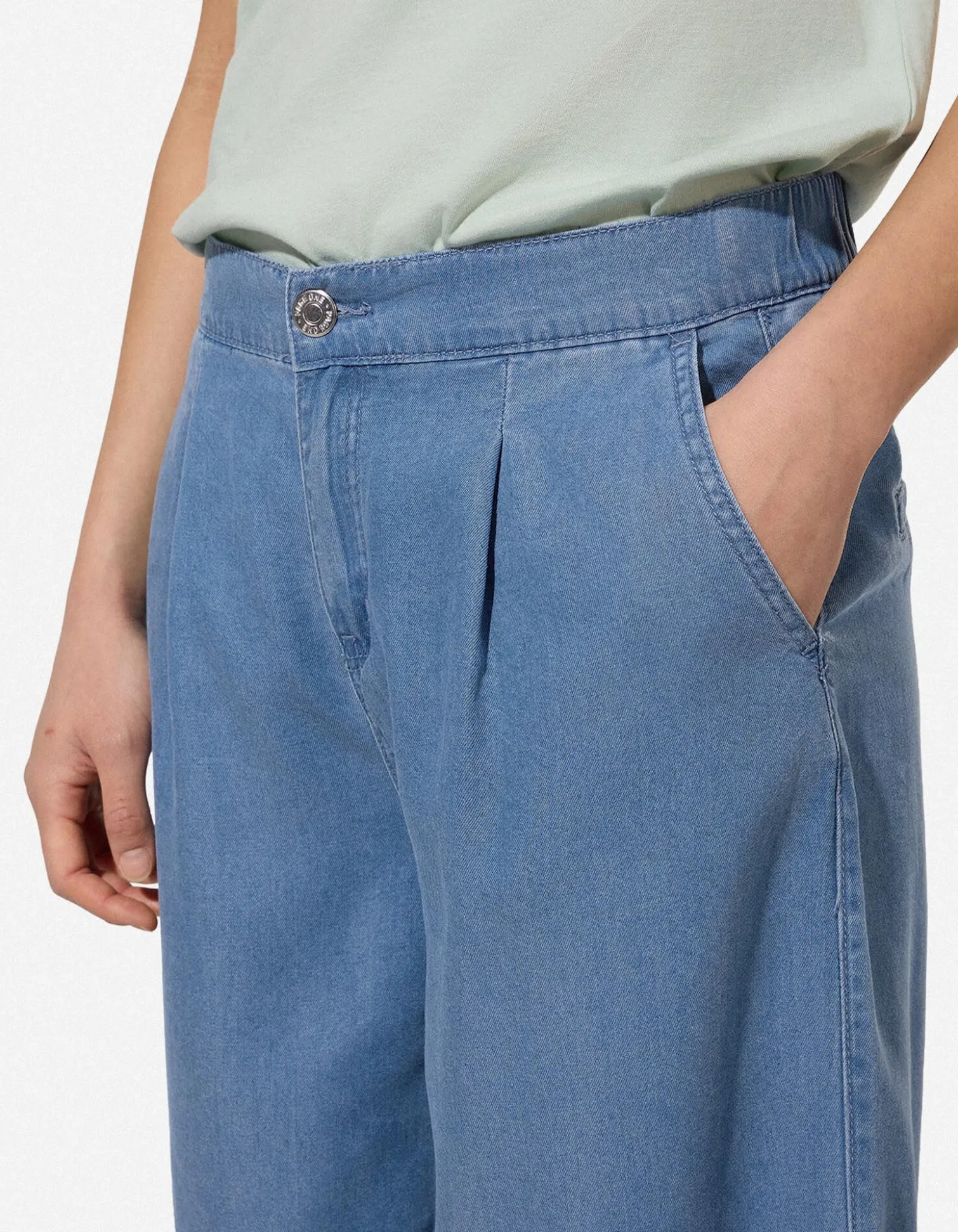 Wide Fit - hellblau